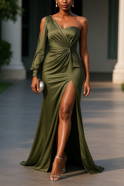 NANETTE | Luxurious long dress.