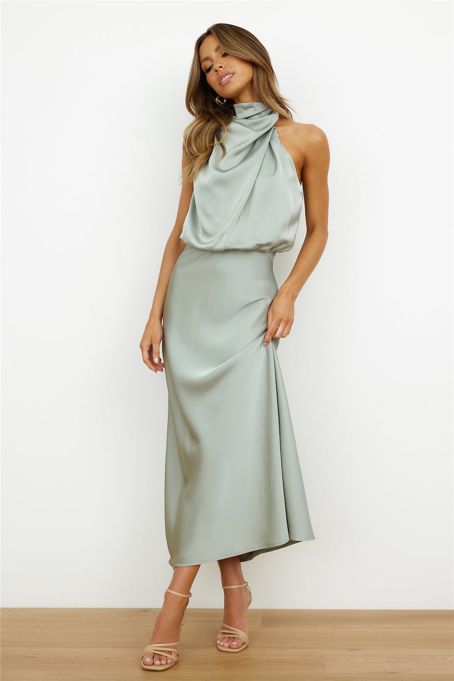 MARIANA | Dress with American neckline.