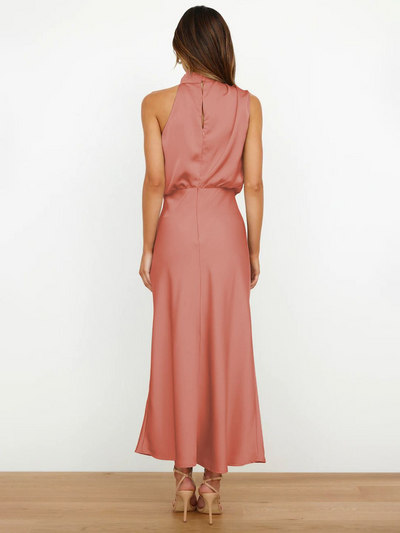 MARIANA | Dress with American neckline.