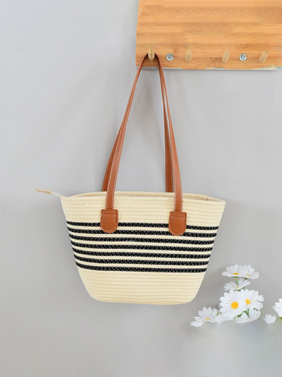 Versatile, large-capacity straw shoulder bag for women, perfect for the beach or vacation