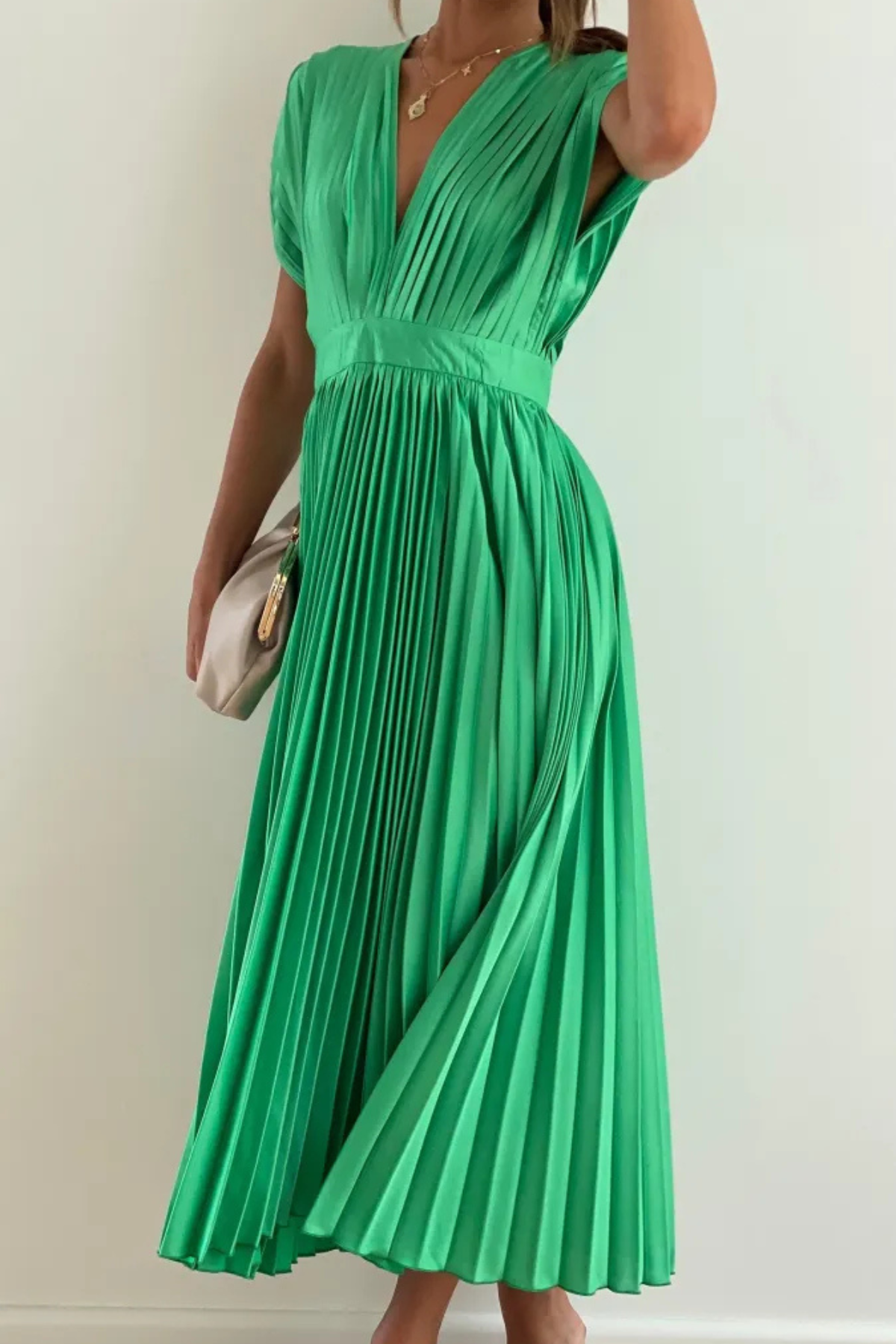 TIRSÁ | Glamorous dress.