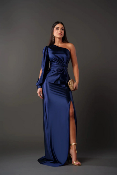 NANETTE | Luxurious long dress.